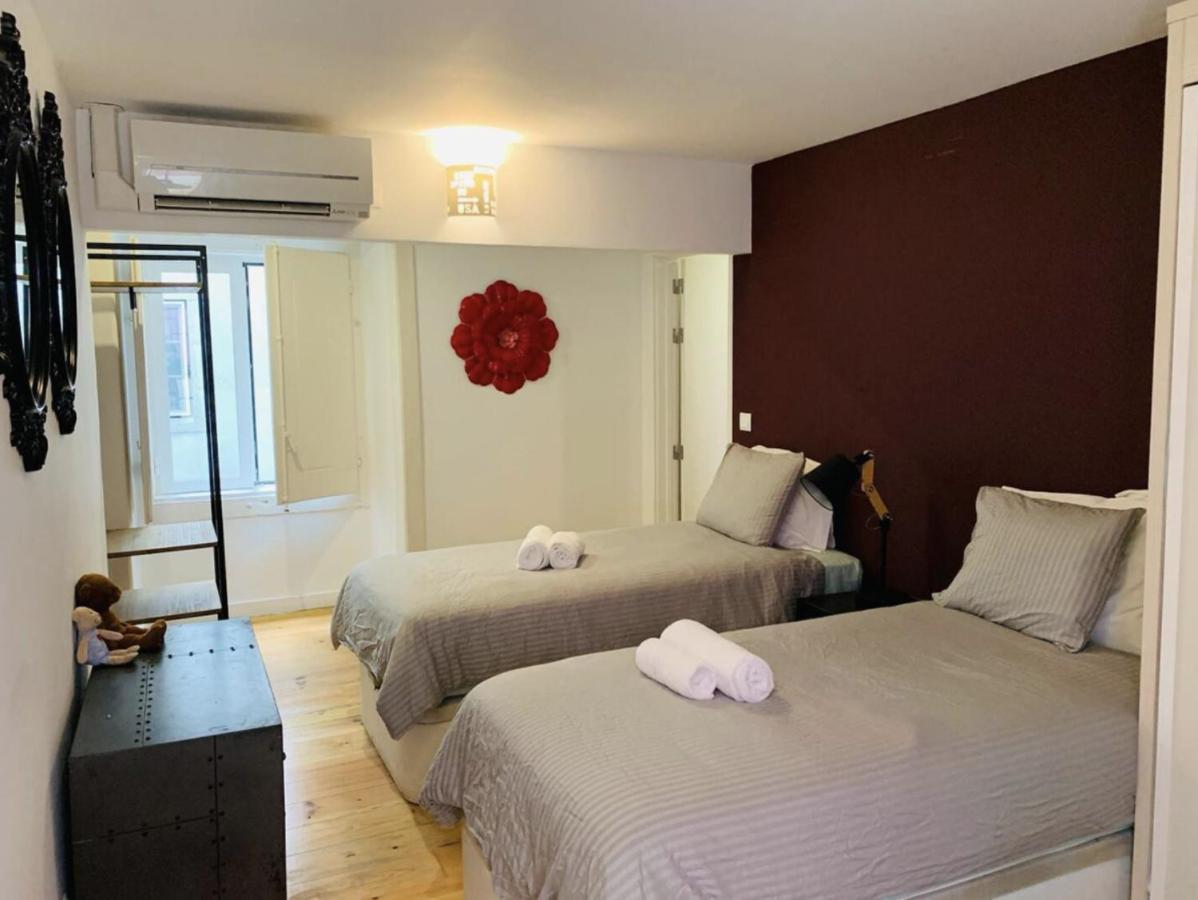 Chiado/Bairro Alto 2 Bedroom Apartment Lisbona Esterno foto